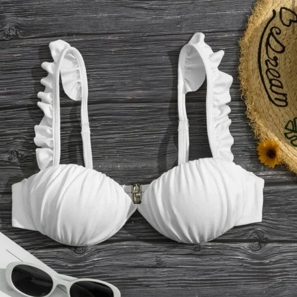 White bikini  bathing suit - Picture 6 of 7